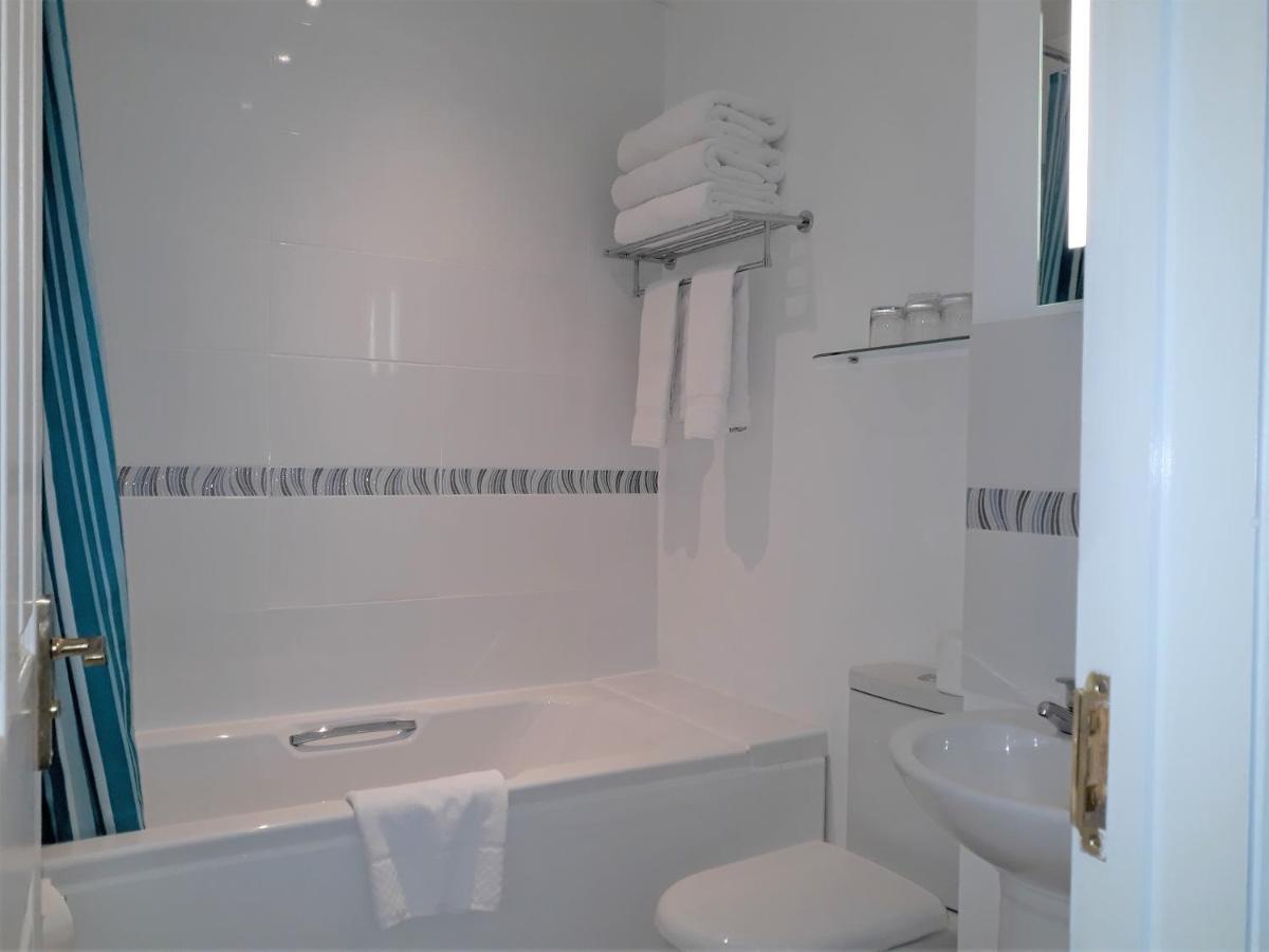 Breakers Bed And Breakfast Eastbourne Luaran gambar