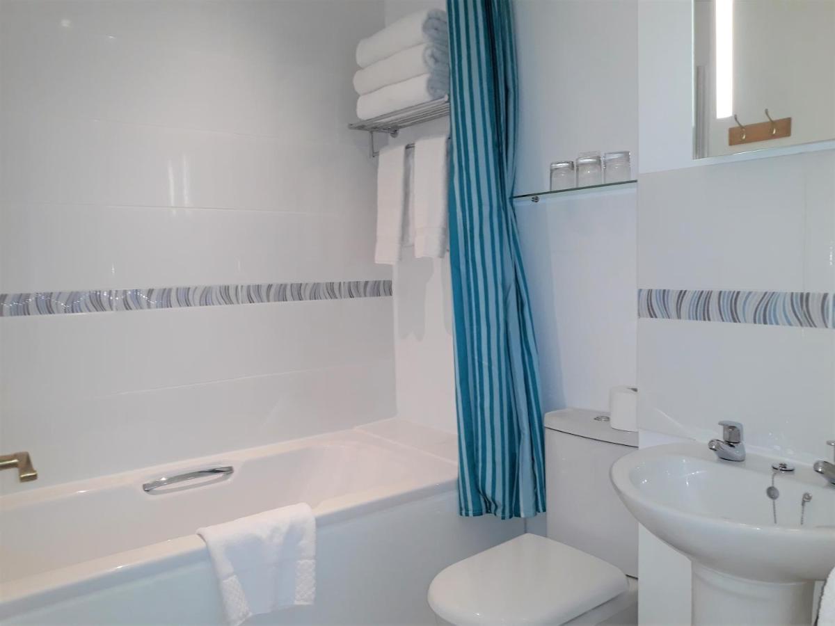 Breakers Bed And Breakfast Eastbourne Luaran gambar